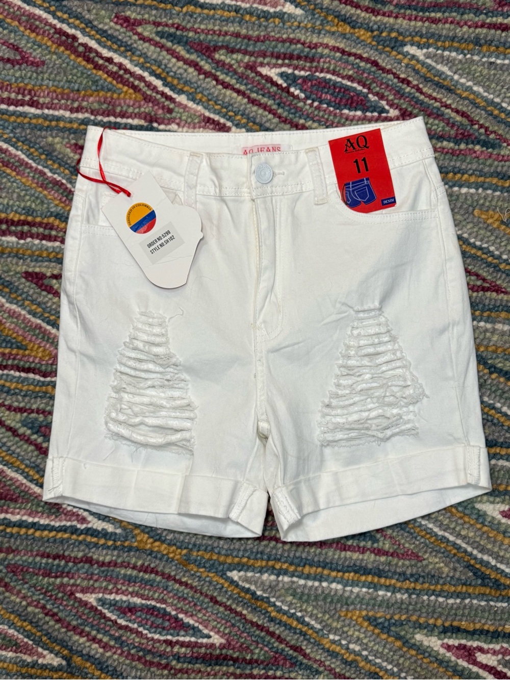 White Distressed Women’s Denim Shorts - Colombian- Butt enhancing - Picture 2 of 7